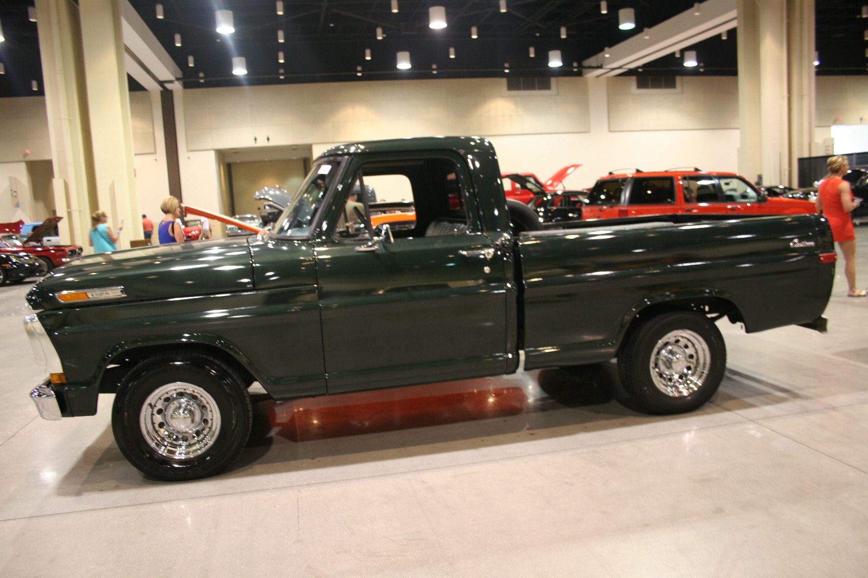 2nd Image of a 1972 FORD F100 CUSTOM