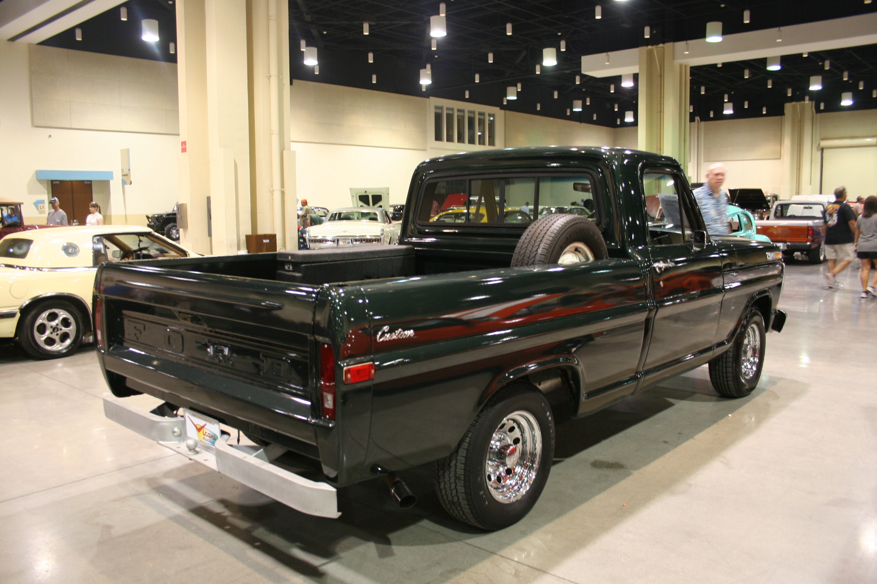 7th Image of a 1972 FORD F100 CUSTOM