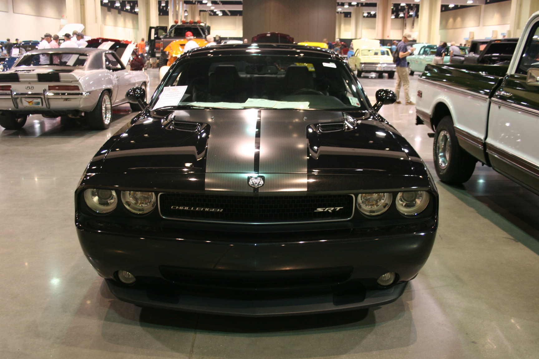 1st Image of a 2009 DODGE CHALLENGER SRT-8