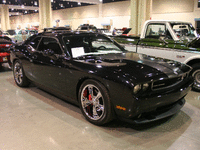 Image 3 of 10 of a 2009 DODGE CHALLENGER SRT-8