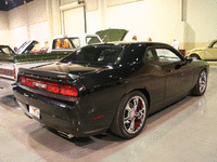 Image 9 of 10 of a 2009 DODGE CHALLENGER SRT-8