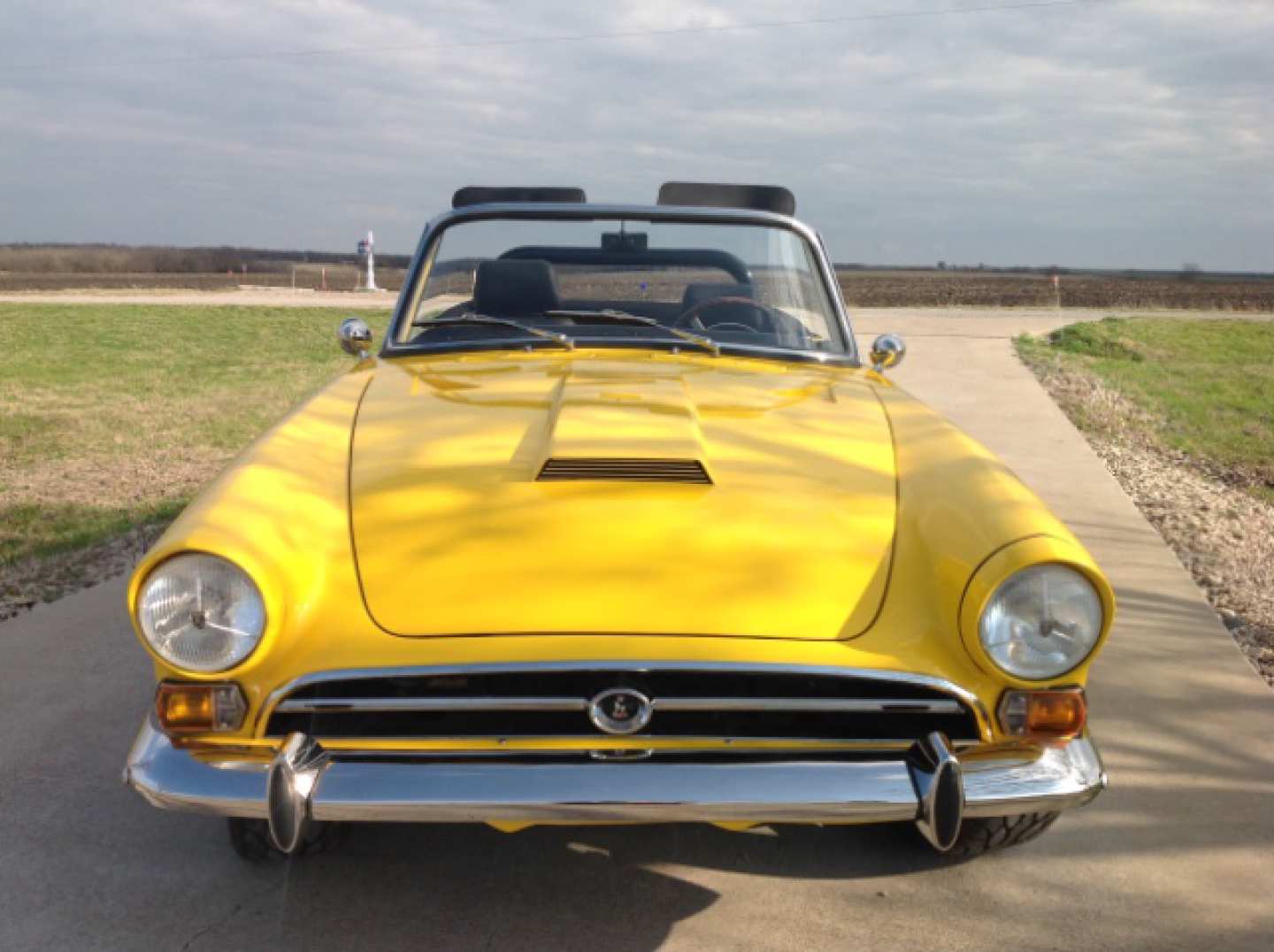 3rd Image of a 1965 SUNBEAM TIGER RESTO MOD