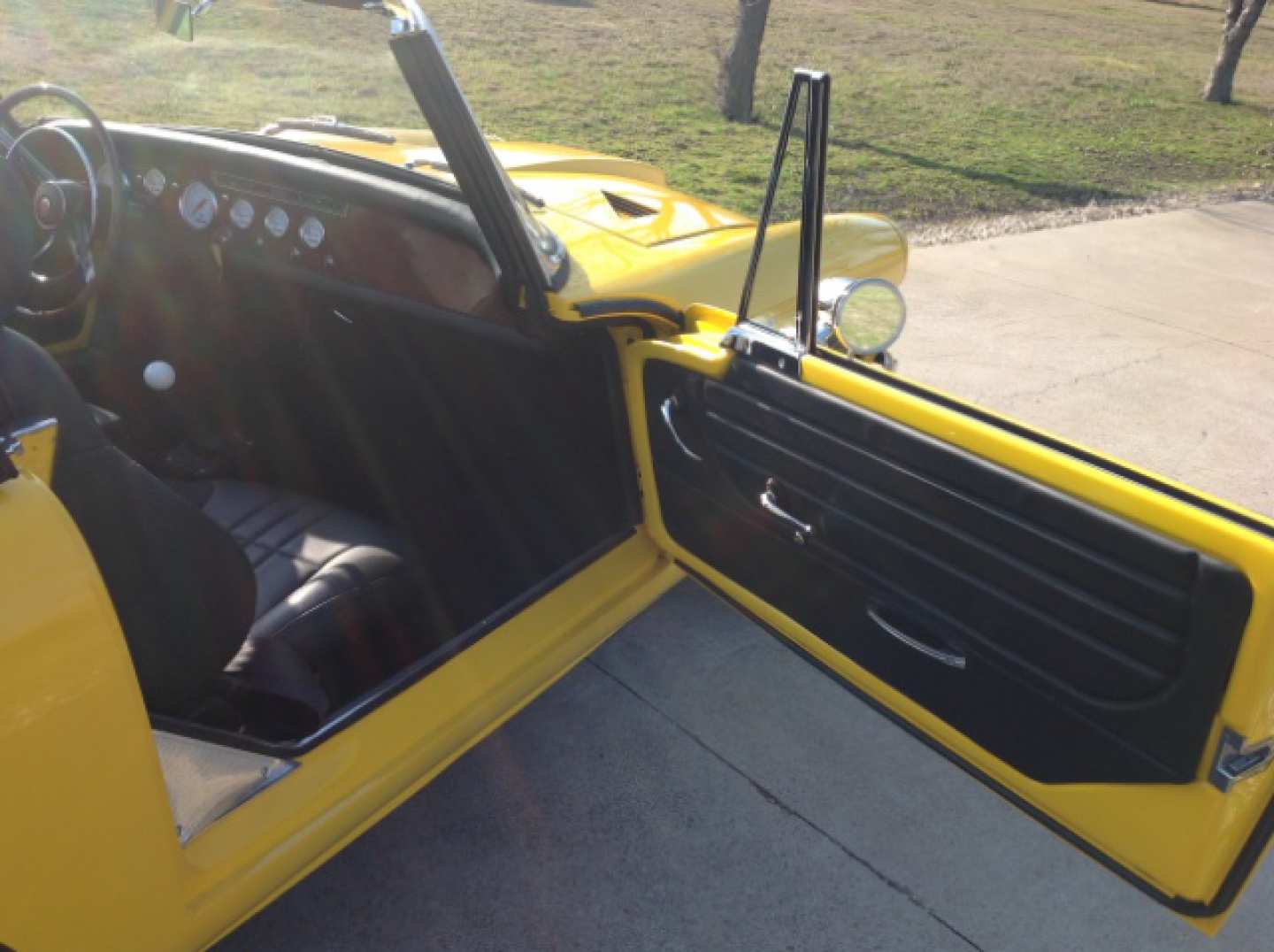 9th Image of a 1965 SUNBEAM TIGER RESTO MOD