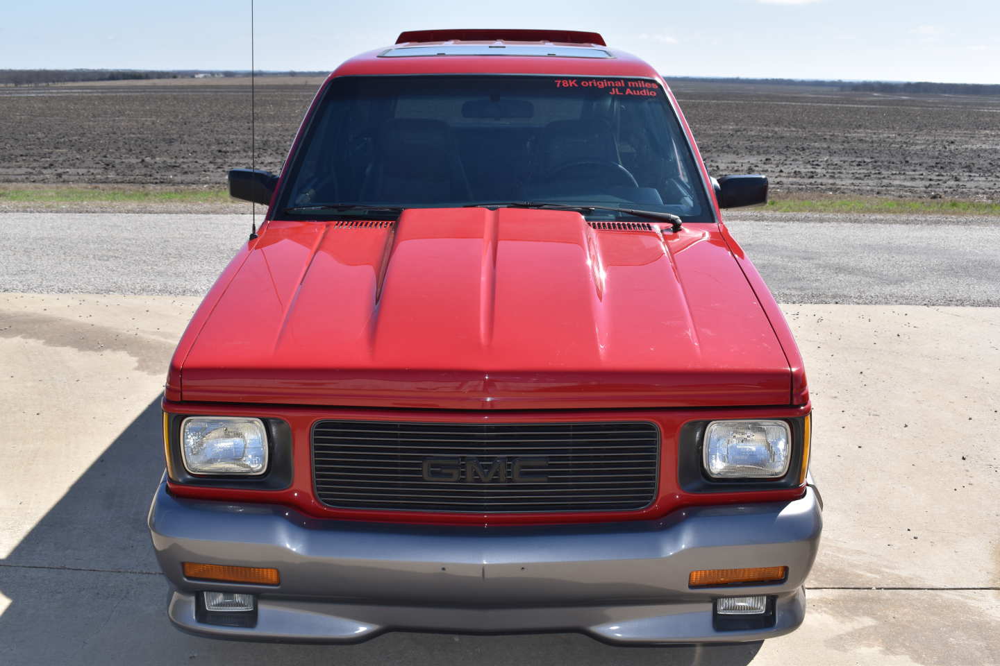 5th Image of a 1992 GMC TYPHOON