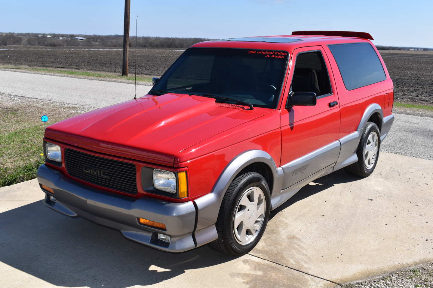 7th Image of a 1992 GMC TYPHOON