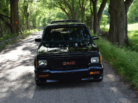 Image 21 of 41 of a 1993 GMC TYPHOON