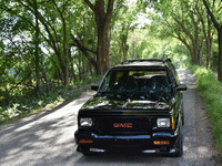 Image 23 of 41 of a 1993 GMC TYPHOON