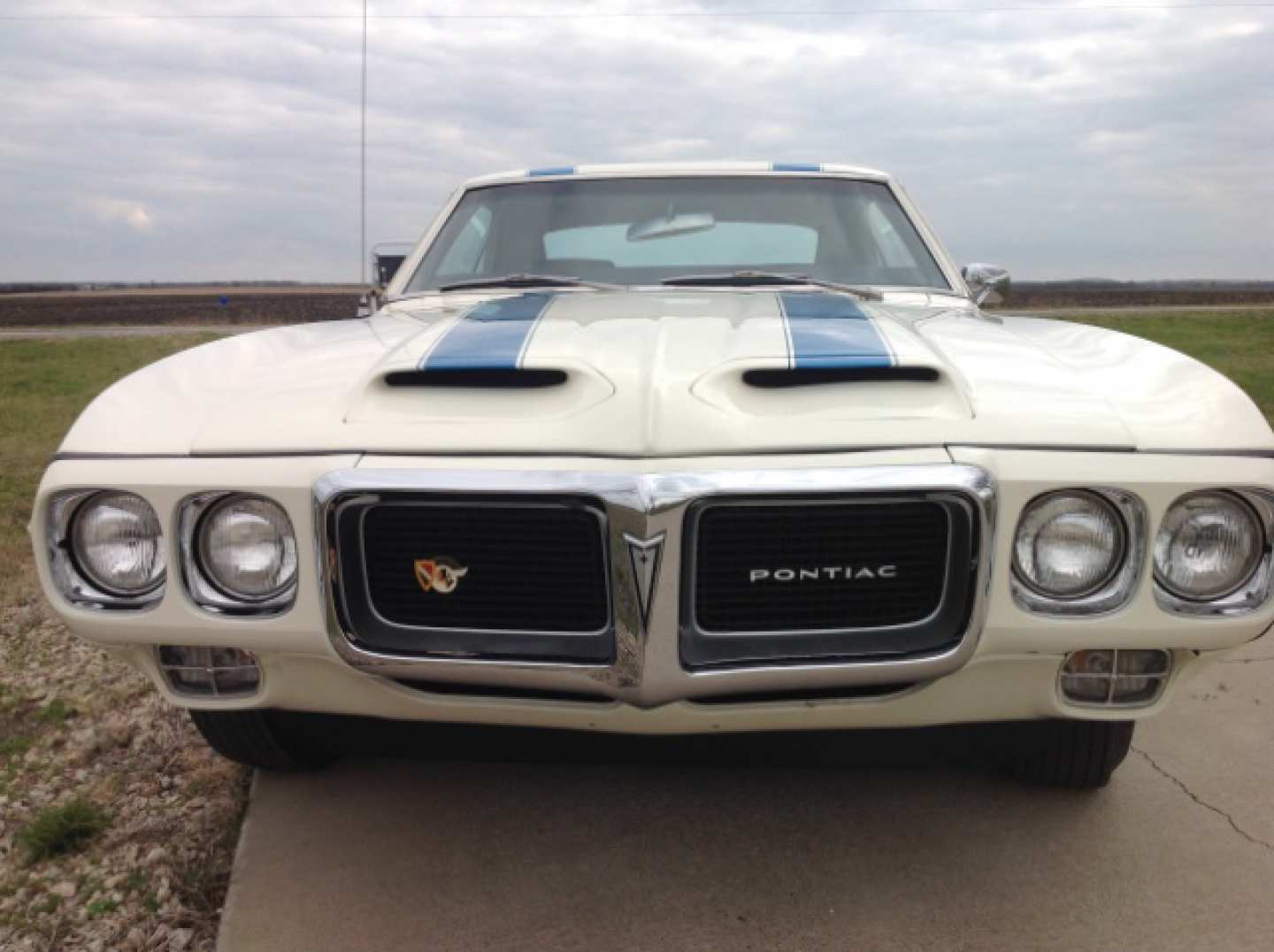 3rd Image of a 1969 PONTIAC TRANS AM