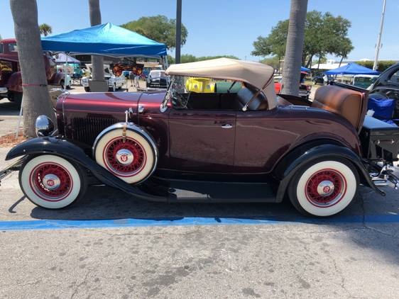 1st Image of a 1932 FORD DELUXE ROADSTER