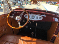 Image 6 of 9 of a 1932 FORD DELUXE ROADSTER