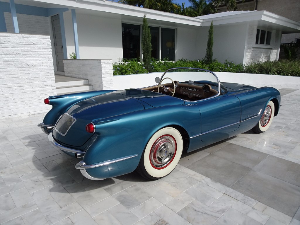 3rd Image of a 1954 CHEVROLET CORVETTE