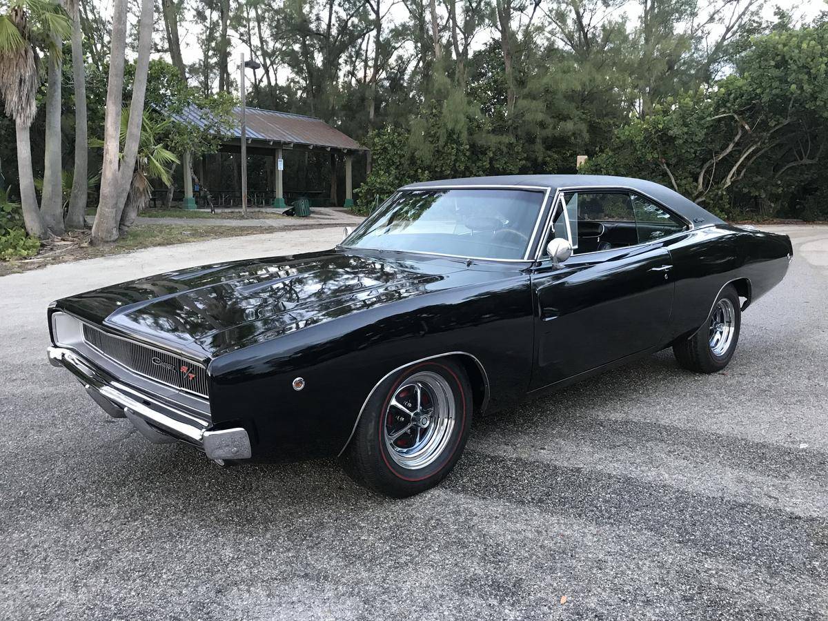 3rd Image of a 1968 DODGE CHARGER R/T