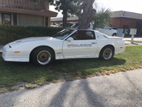 Image 4 of 10 of a 1989 PONTIAC TRANS AM