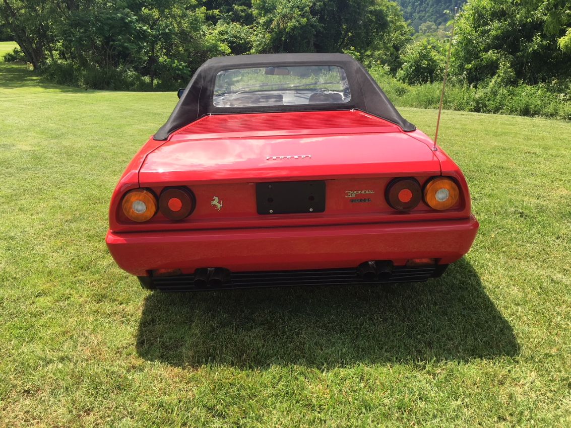 2nd Image of a 1986 FERRARI MONDIAL CABRIOLET 5