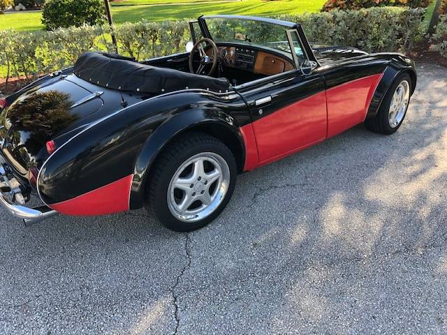 3rd Image of a 1965 CHEVROLET AUSTIN HEALY REPLICA