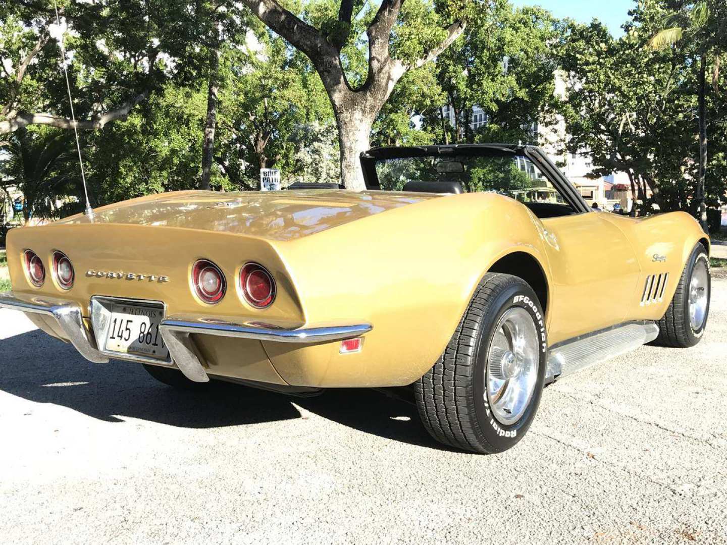 3rd Image of a 1969 CHEVROLET CORVETTE