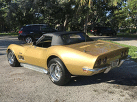 Image 3 of 8 of a 1969 CHEVROLET CORVETTE