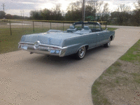 Image 4 of 9 of a 1965 CHRYSLER IMPERIAL