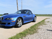 Image 11 of 27 of a 2000 BMW M3