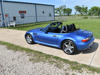 Image 15 of 27 of a 2000 BMW M3