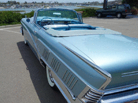Image 4 of 10 of a 1958 BUICK LIMITED