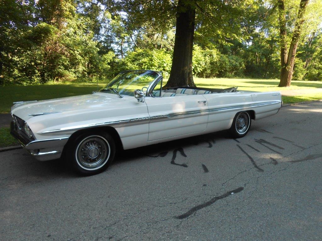 0th Image of a 1961 PONTIAC BONNEVILLE