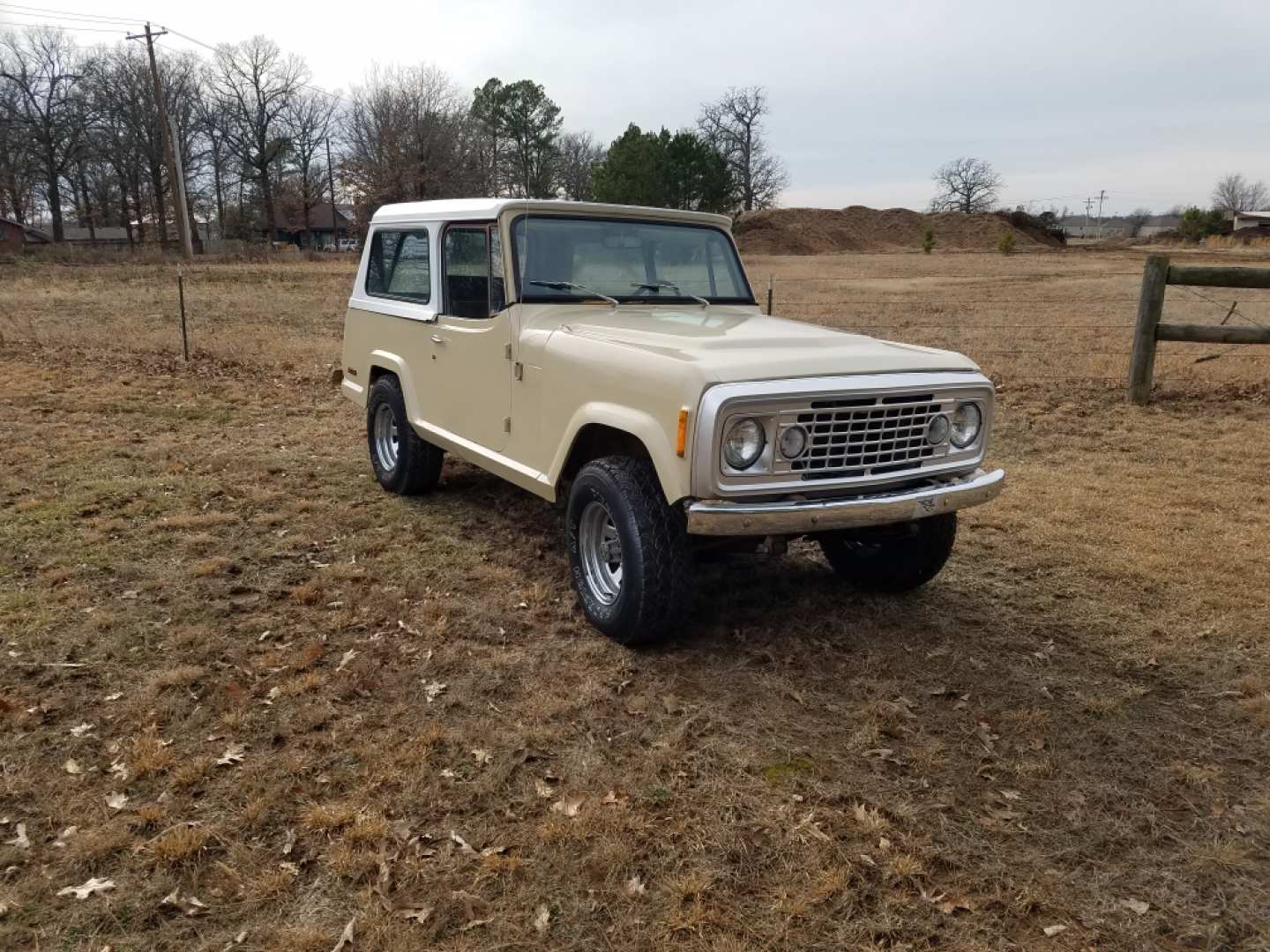 1st Image of a 1973 JEEP COMMANDO