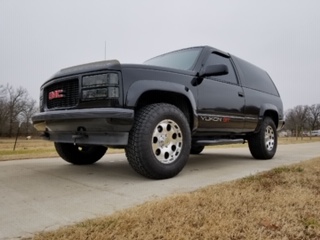 4th Image of a 1995 GMC YUKON