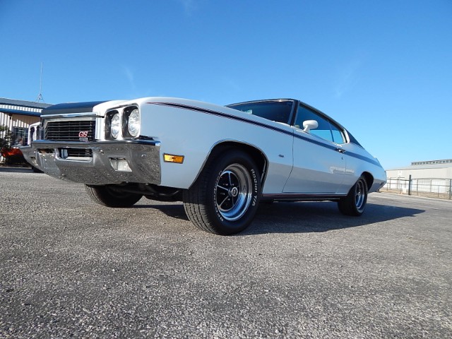 3rd Image of a 1972 BUICK GS-X