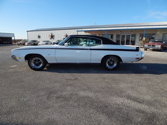 15th Image of a 1972 BUICK GS-X