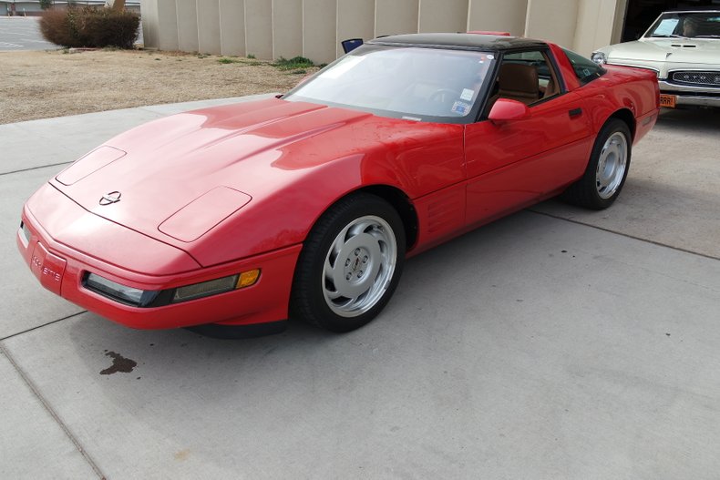 2nd Image of a 1991 CHEVROLET CORVETTE ZR1