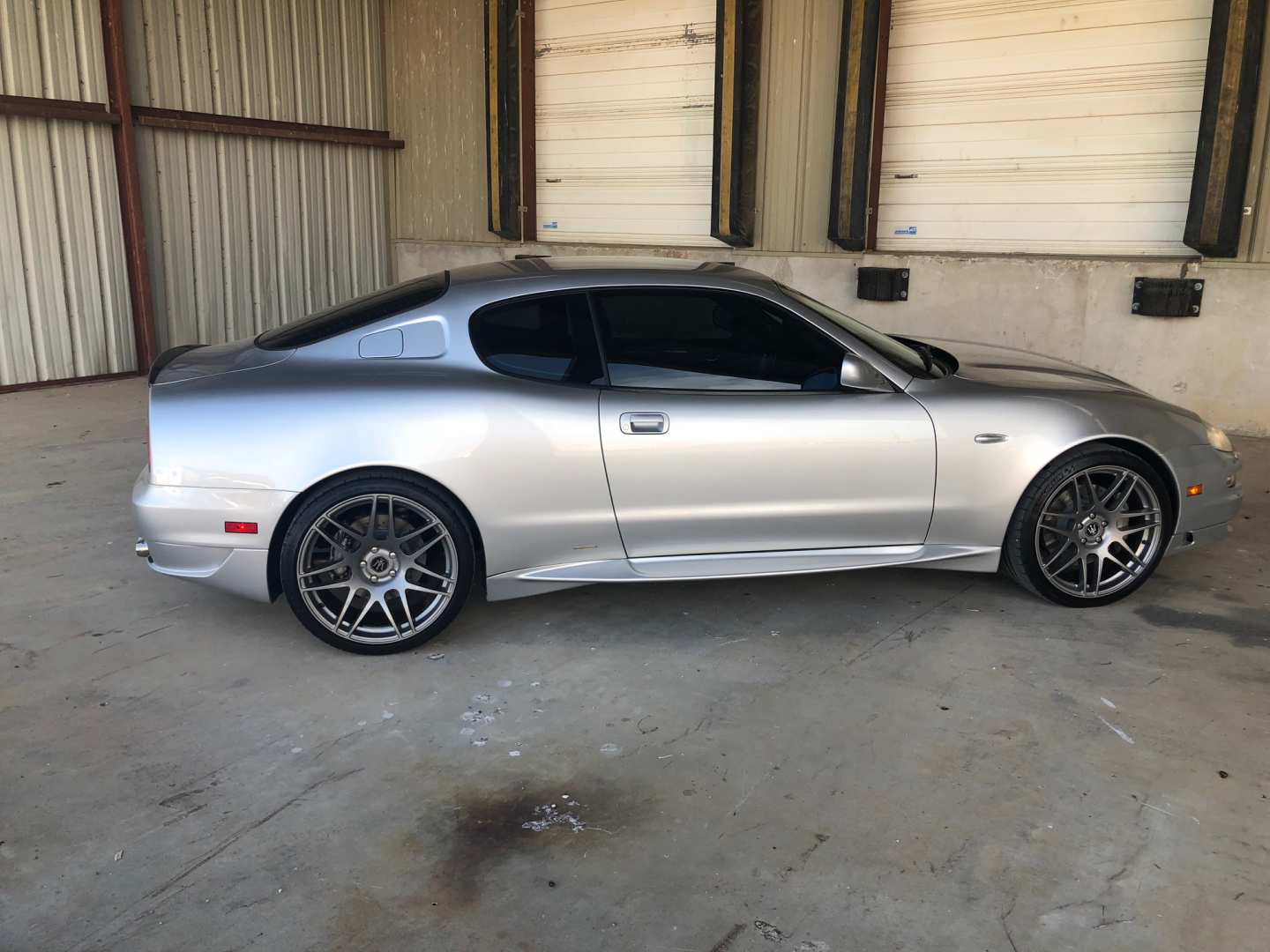 2nd Image of a 2005 MASERATI GRANTURISMO