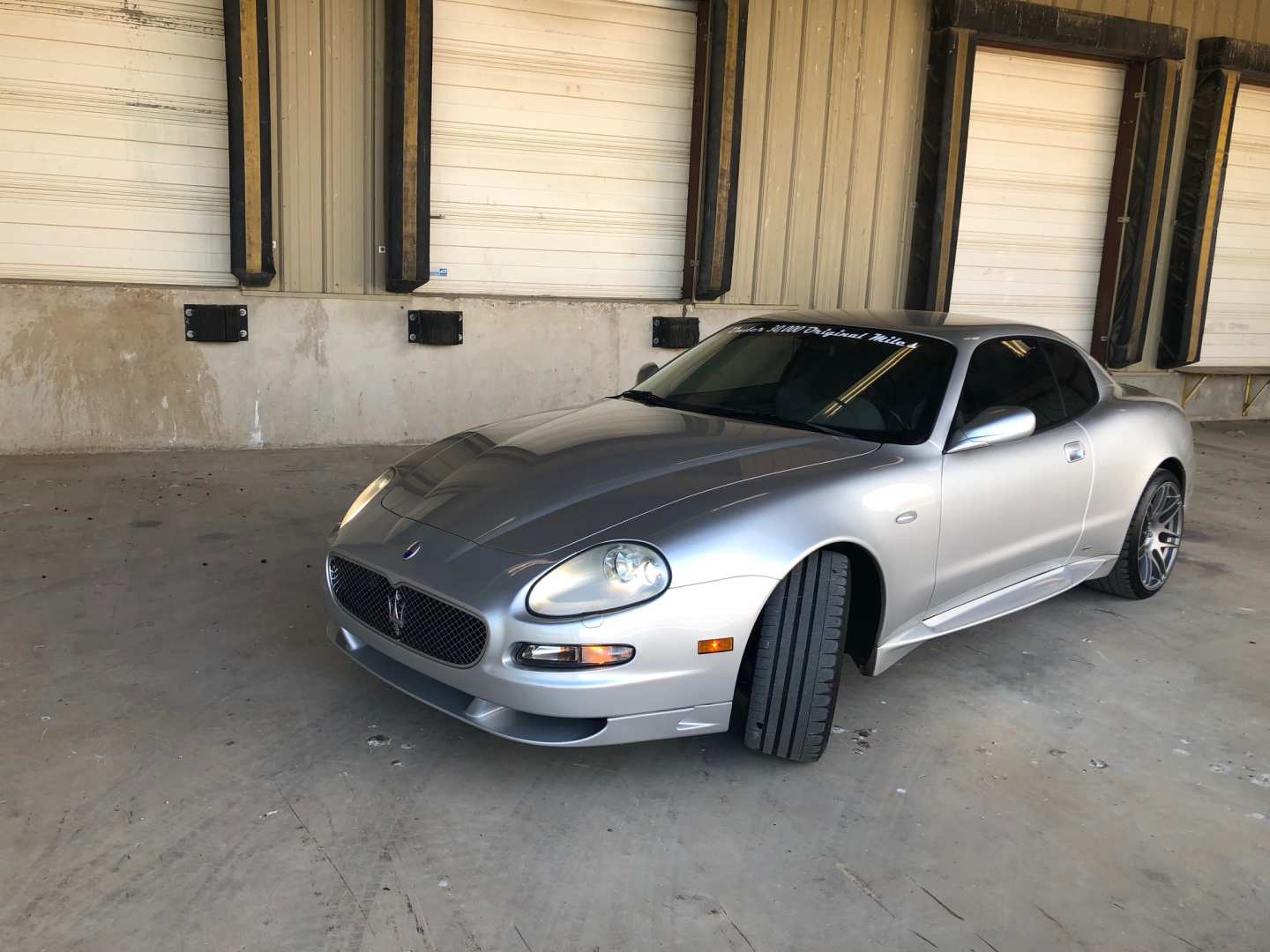 3rd Image of a 2005 MASERATI GRANTURISMO