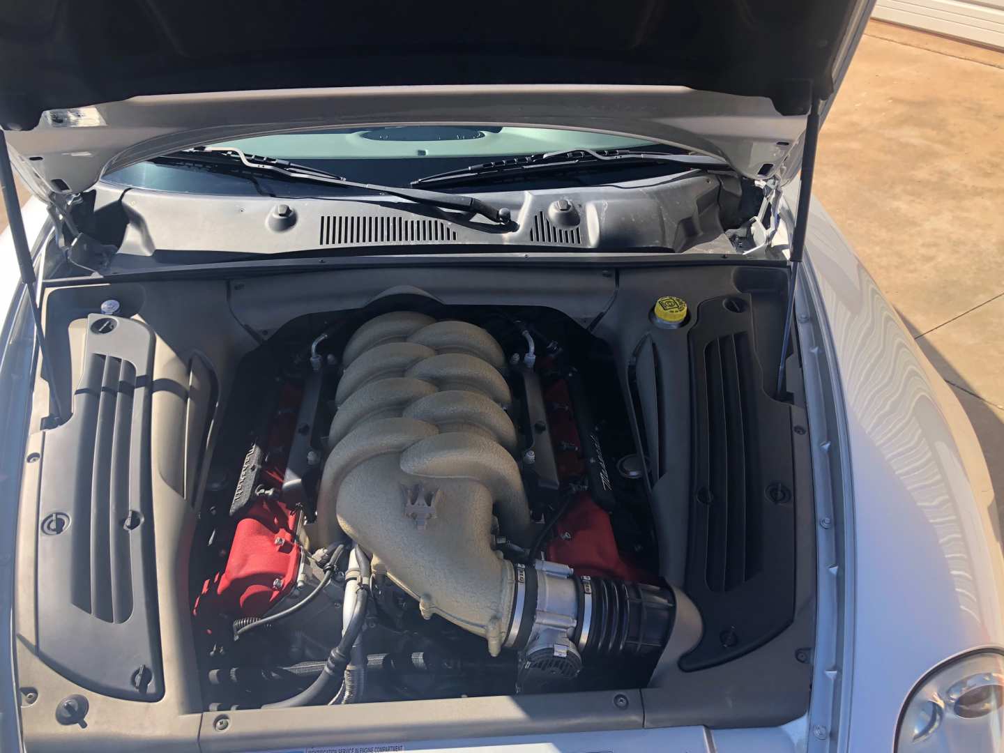 6th Image of a 2005 MASERATI GRANTURISMO