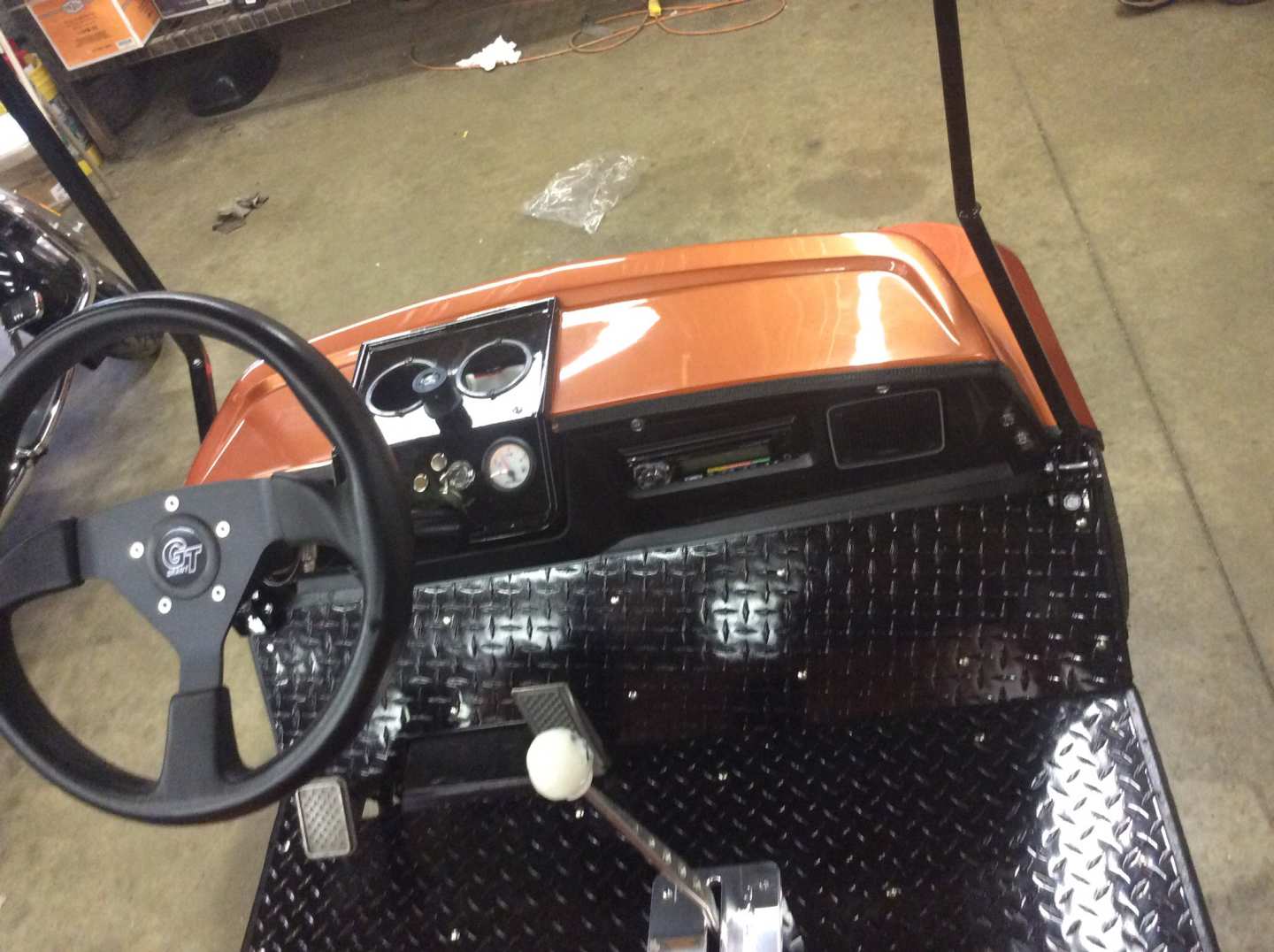 4th Image of a 1980 AMF HARLEY DAVIDSON GOLF CART