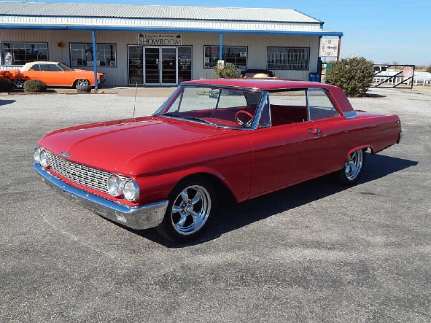 2nd Image of a 1962 FORD GALAXIE 500