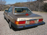 Image 5 of 7 of a 1986 MERCEDES-BENZ 560 560SL