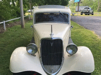 Image 7 of 15 of a 1933 FORD STREET ROD