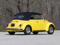 Image 2 of 6 of a 1968 VOLKSWAGEN BEETLE