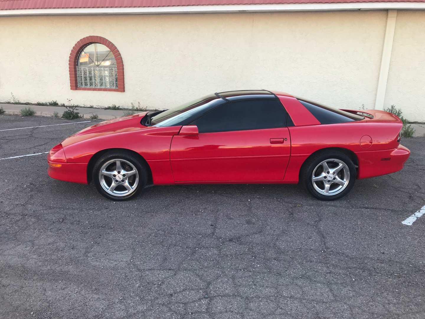 2nd Image of a 1996 CHEVROLET CAMARO Z28