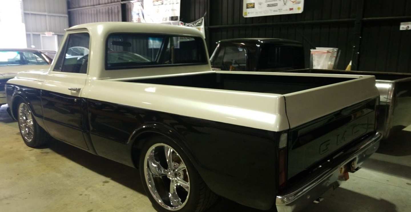 3rd Image of a 1969 GMC 910 FLEETLINE