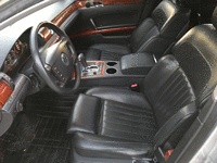 Image 7 of 7 of a 2004 VOLKSWAGEN PHAETON V8