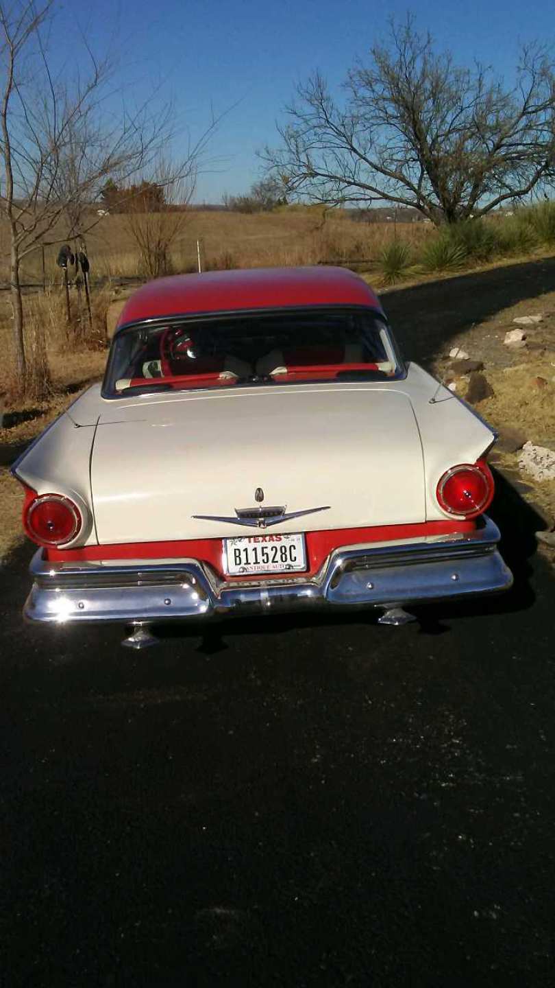 2nd Image of a 1957 FORD FAIRLANE