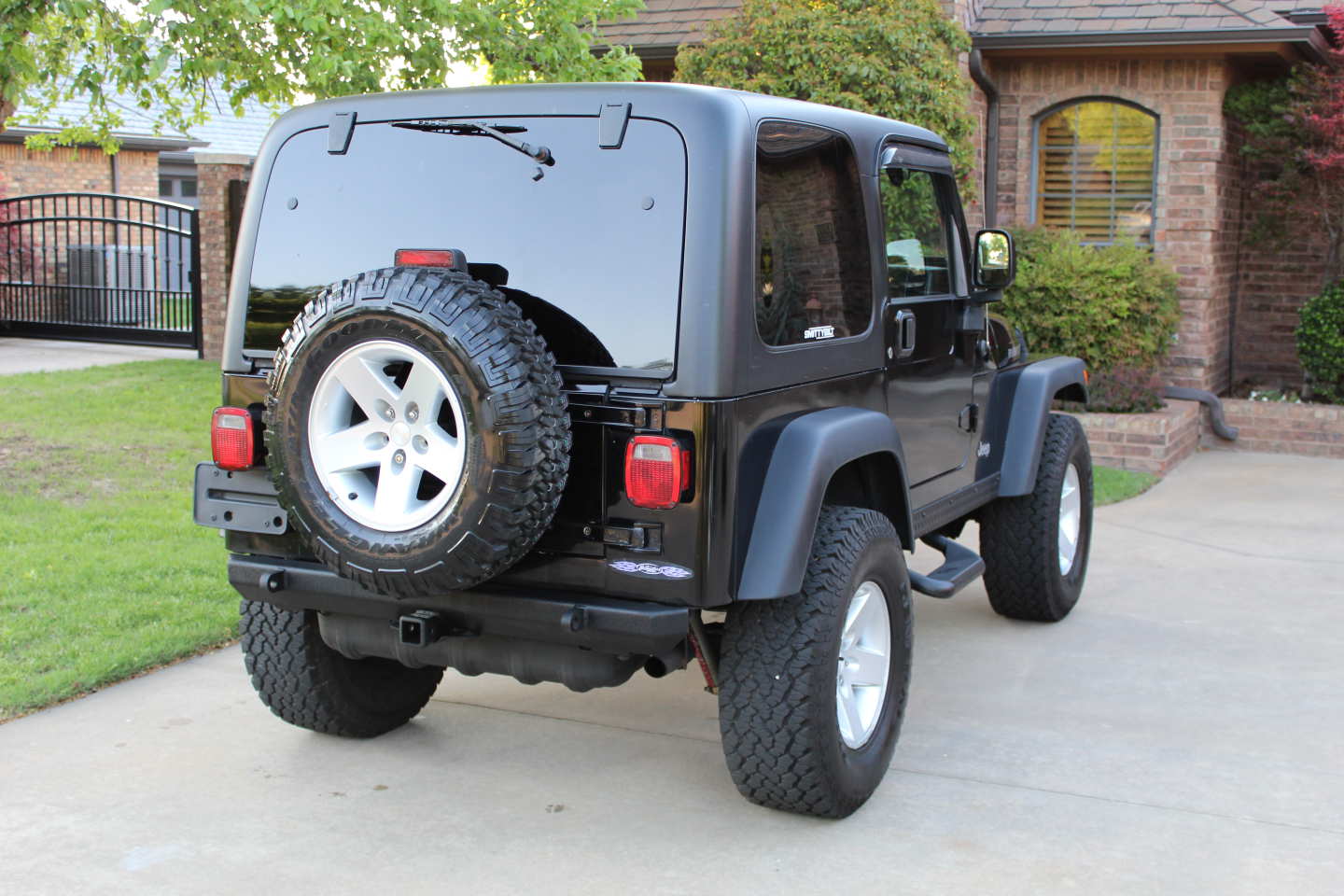 1st Image of a 2004 JEEP WRANGLER RUBICON