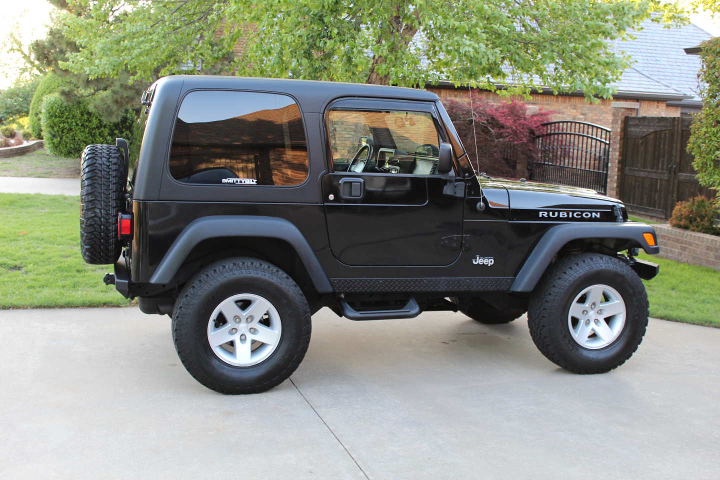 4th Image of a 2004 JEEP WRANGLER RUBICON