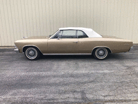 Image 2 of 8 of a 1966 CHEVROLET MALIBU