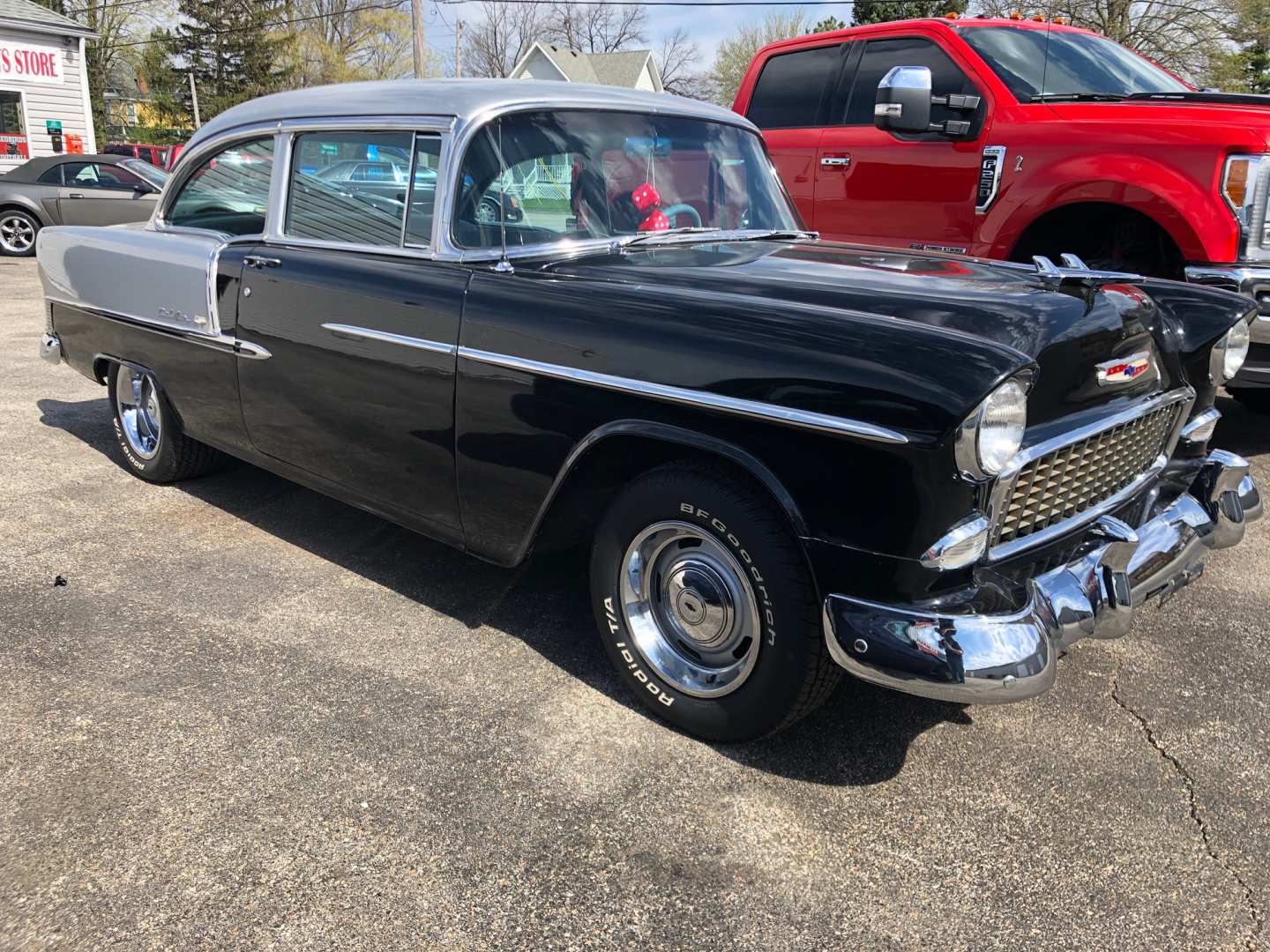 2nd Image of a 1955 CHEVROLET BELAIR