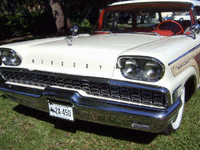 Image 2 of 32 of a 1959 MERCURY WAGON