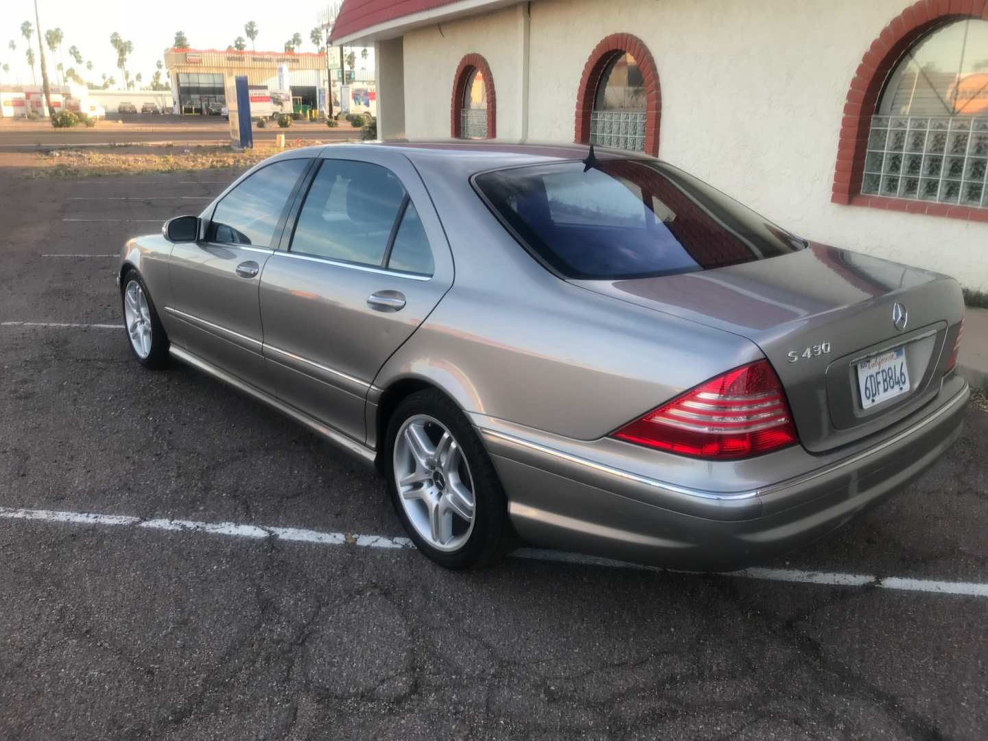 4th Image of a 2006 MERCEDES-BENZ S-CLASS S430