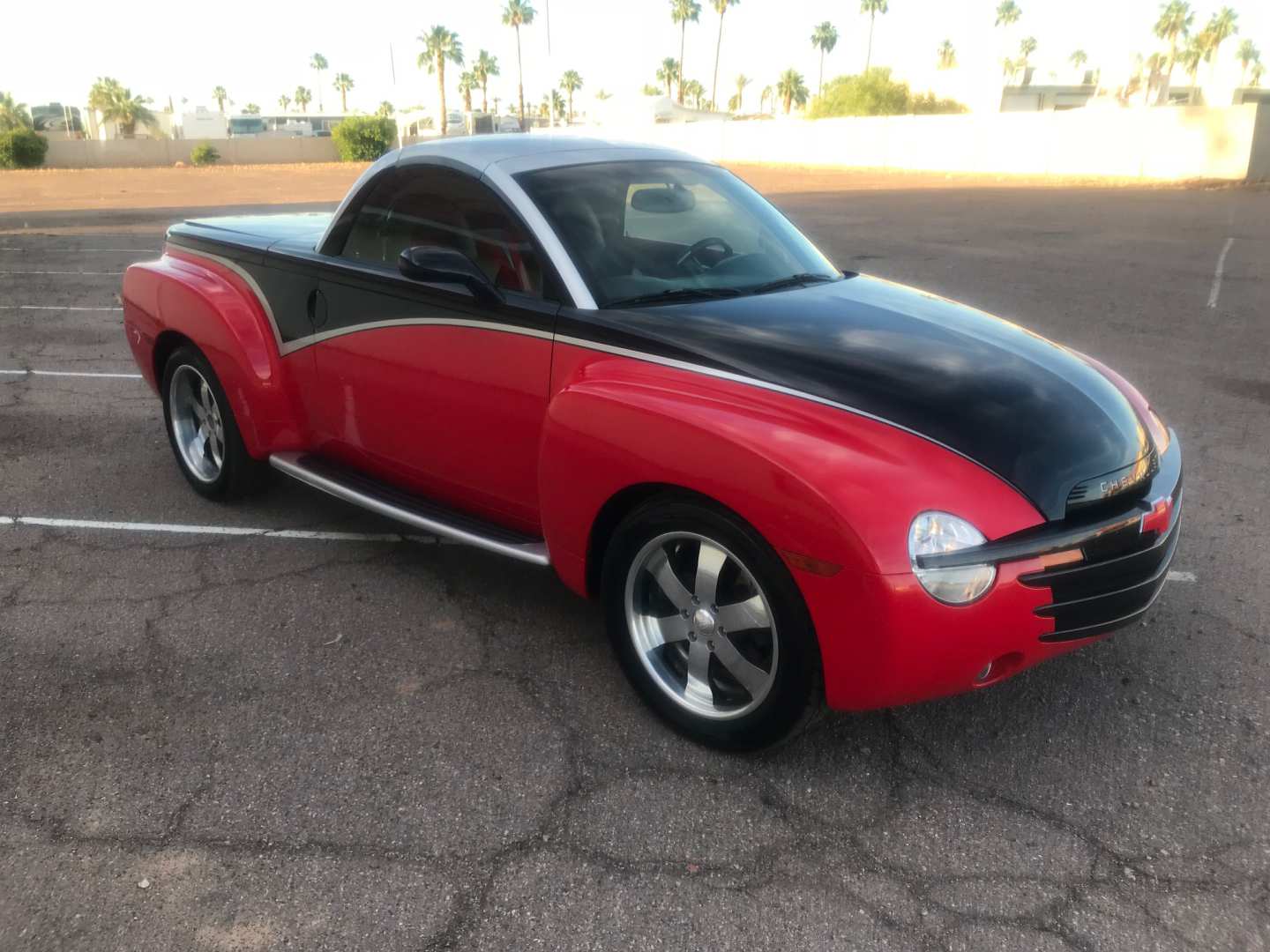 3rd Image of a 2003 CHEVROLET SSR LS